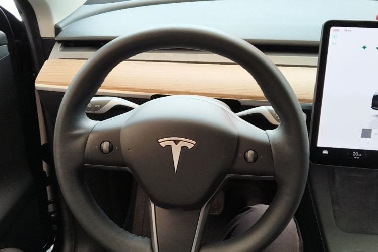 Used Tesla Model Y 2022 Revised Version Rear-Wheel Drive Steering Wheel