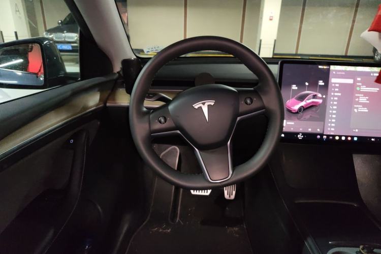 Used Tesla Model Y 2022 Revised Version Rear-Wheel Drive Steering Wheel