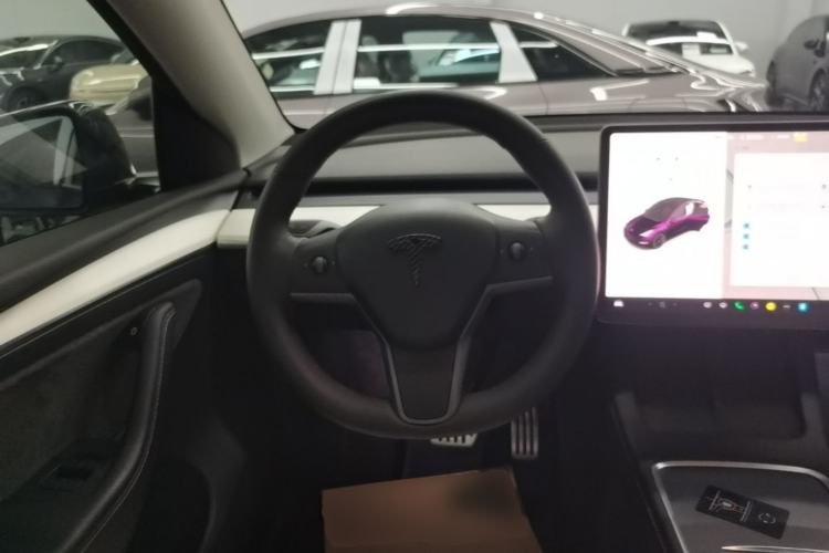 Used Tesla Model Y 2022 Revised Version Rear-Wheel Drive Steering Wheel