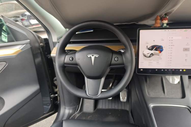 Used Tesla Model Y 2022 Revised Version Rear-Wheel Drive Steering Wheel