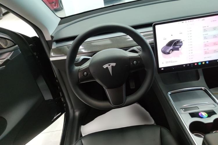 Used Tesla Model Y 2022 Revised Version Rear-Wheel Drive Steering Wheel