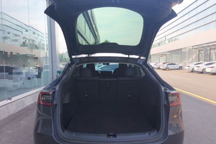 Used Tesla Model Y 2022 Rear-Wheel-Drive Version Trunk