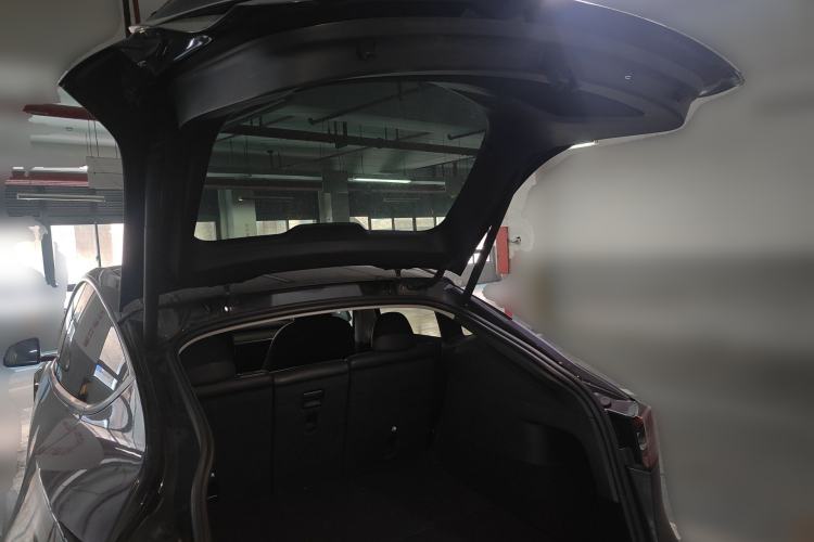 Used Tesla Model Y 2022 Rear-Wheel-Drive Version Trunk