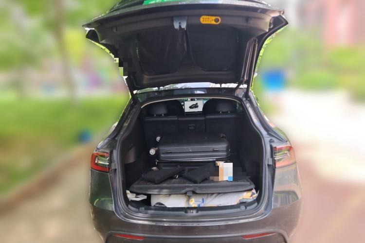 Used Tesla Model Y 2022 Rear-Wheel-Drive Version Trunk