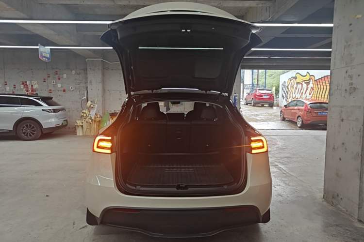 Used Tesla Model Y 2022 Revised Version Rear-Wheel Drive Trunk