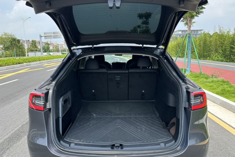 Used Tesla Model Y 2022 Revised Version Long-Range All-Wheel Drive Trunk