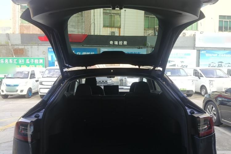 Used Tesla Model Y 2022 Rear-Wheel-Drive Version Trunk