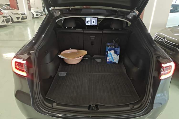 Used Tesla Model Y 2022 Revised Version Rear-Wheel Drive Trunk