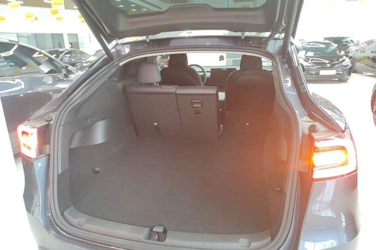 Used Tesla Model Y 2022 Revised Version Rear-Wheel Drive Trunk