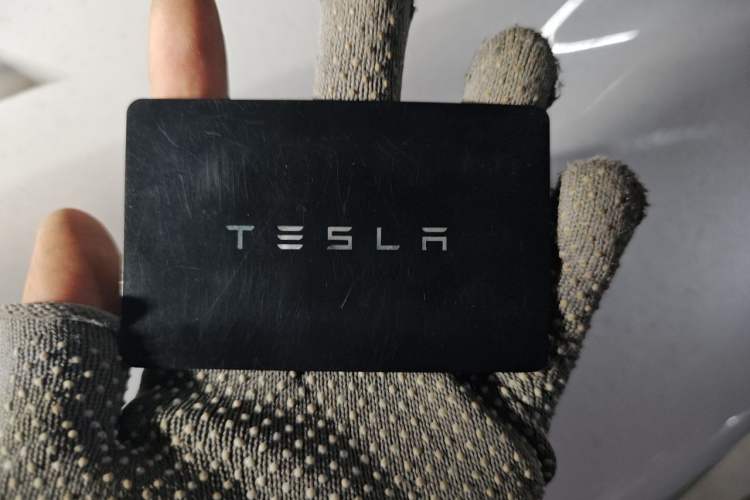 Used Tesla Model Y 2022 Rear-Wheel-Drive Version Vehicle Key