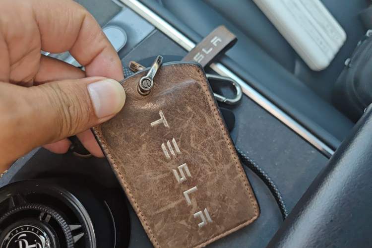 Used Tesla Model Y 2022 Rear-Wheel-Drive Version Vehicle Key