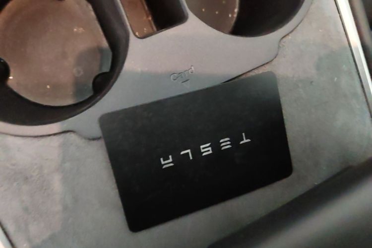 Used Tesla Model Y 2022 Rear-Wheel-Drive Version Vehicle Key