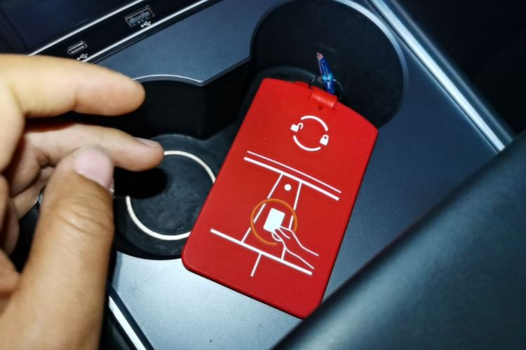 Used Tesla Model Y 2022 Rear-Wheel-Drive Version Vehicle Key