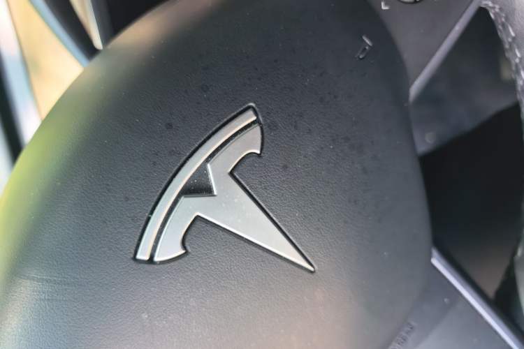 Used Tesla Model Y 2022 Rear-Wheel-Drive Version Vehicle Key