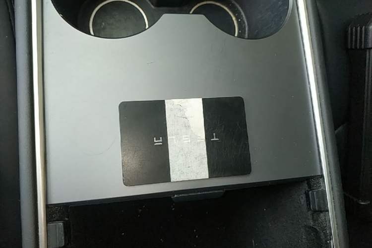 Used Tesla Model Y 2022 Rear-Wheel-Drive Version Vehicle Key