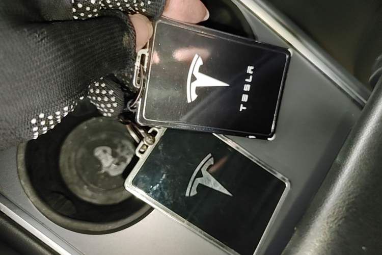 Used Tesla Model Y 2022 Rear-Wheel-Drive Version Vehicle Key