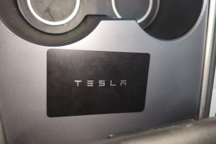 Used Tesla Model Y 2022 Performance High-Performance All-Wheel-Drive Version Vehicle Key