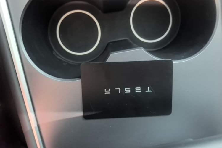 Used Tesla Model Y 2022 Revised Version Rear-Wheel Drive Vehicle Key
