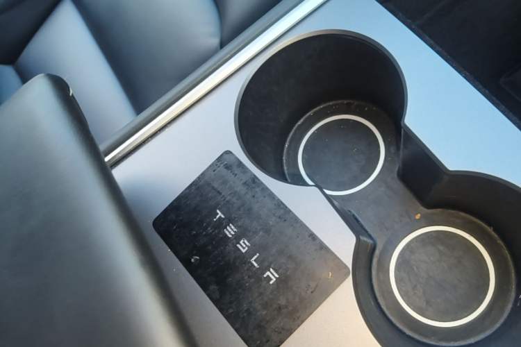 Used Tesla Model Y 2022 Rear-Wheel-Drive Version Vehicle Key
