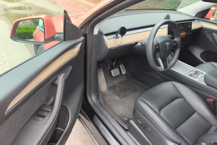 Used Tesla Model Y 2022 Revised Version Long-Range All-Wheel Drive Driver Seat