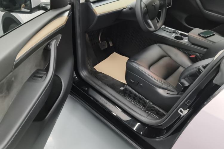Used Tesla Model Y 2022 Revised Version Rear-Wheel Drive Driver Seat