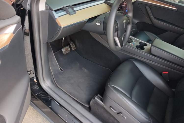Used Tesla Model Y 2022 Revised Version Rear-Wheel Drive Driver Seat