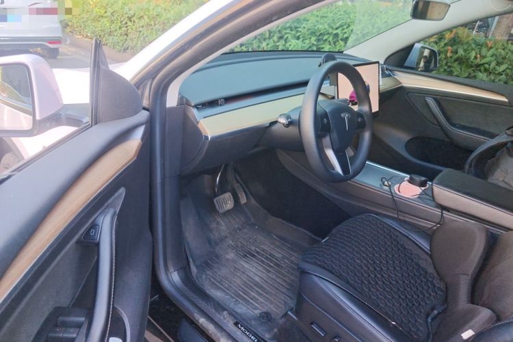 Used Tesla Model Y 2022 Revised Version Rear-Wheel Drive Driver Seat