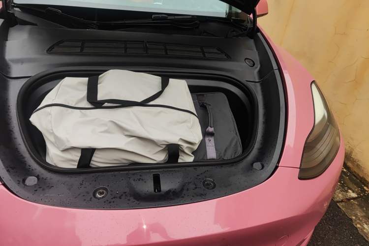 Used Tesla Model Y 2022 Long-Range All-Wheel-Drive Version Engine Bay Left