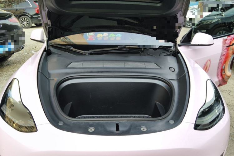 Used Tesla Model Y 2022 Rear-Wheel-Drive Version Engine Bay