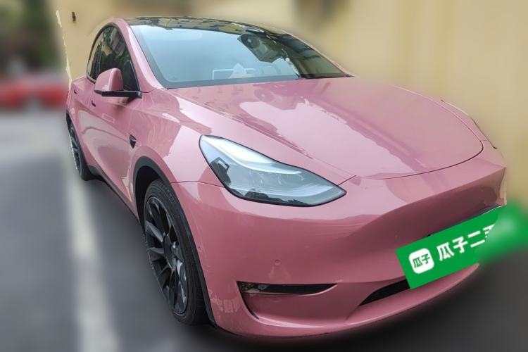 Used Tesla Model Y 2022 Long-Range All-Wheel-Drive Version Front Right 45 Deg