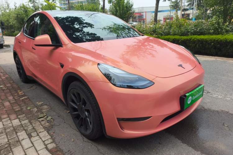 Used Tesla Model Y 2022 Revised Version Long-Range All-Wheel Drive Front Right 45 Deg