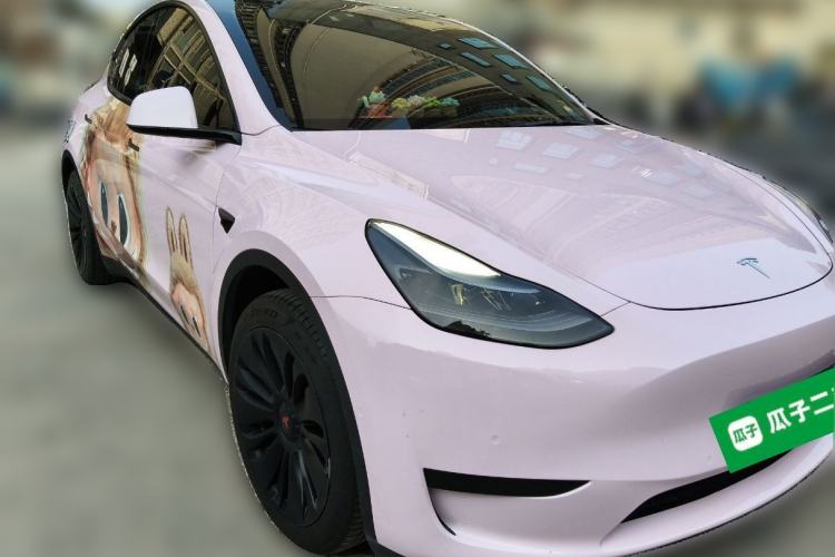Used Tesla Model Y 2022 Rear-Wheel-Drive Version Front Right 45 Deg