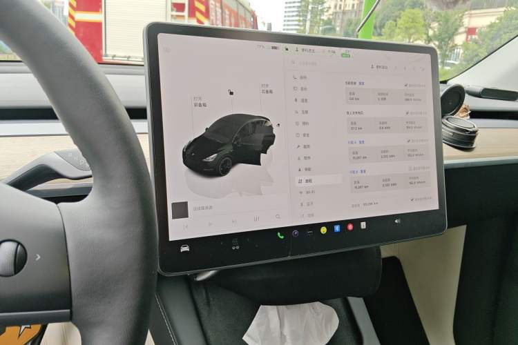 Used Tesla Model Y 2022 Performance High-Performance All-Wheel-Drive Version Audio And AC Panel