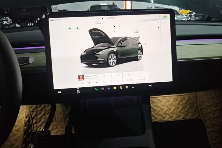 Used Tesla Model Y 2022 Revised Version Rear-Wheel Drive Audio And AC Panel