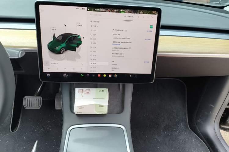 Used Tesla Model Y 2022 Revised Version Rear-Wheel Drive Audio And AC Panel