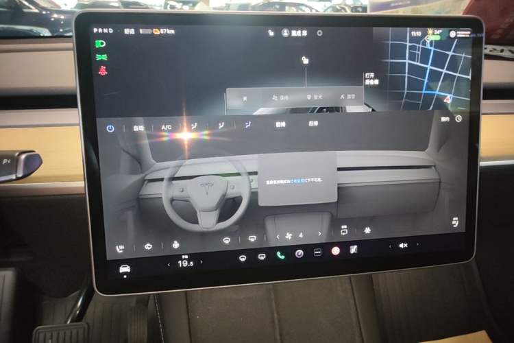 Used Tesla Model Y 2022 Revised Version Rear-Wheel Drive Audio And AC Panel