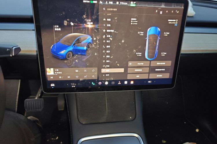 Used Tesla Model Y 2022 Rear-Wheel-Drive Version Audio And AC Panel