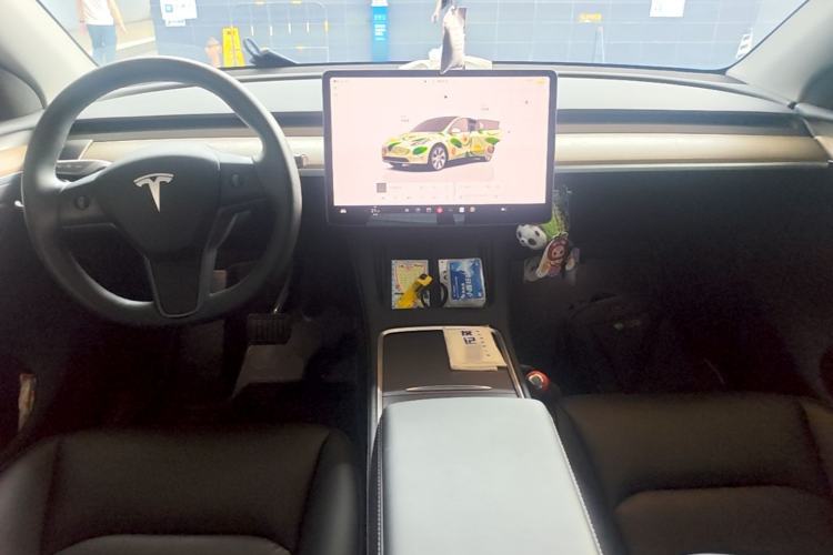 Used Tesla Model Y 2022 Revised Version Rear-Wheel Drive Center Console