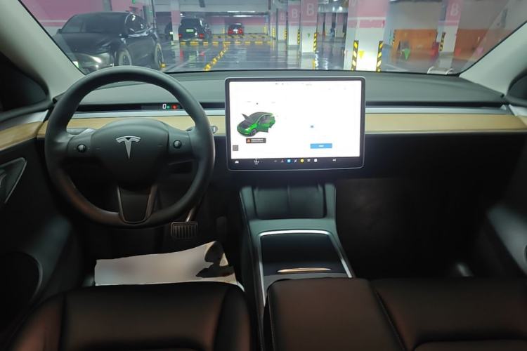 Used Tesla Model Y 2022 Revised Version Rear-Wheel Drive Center Console