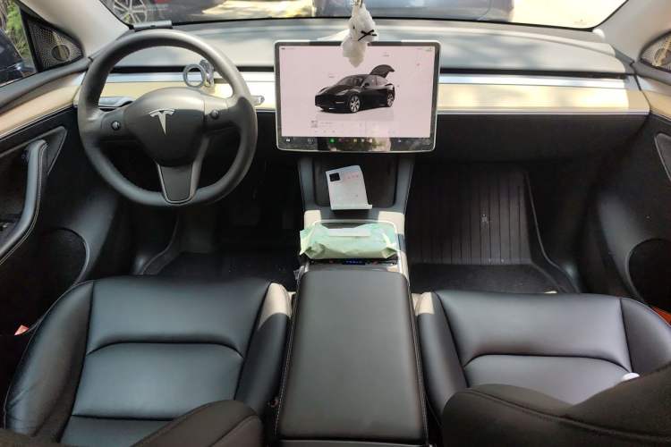 Used Tesla Model Y 2022 Revised Version Rear-Wheel Drive Center Console