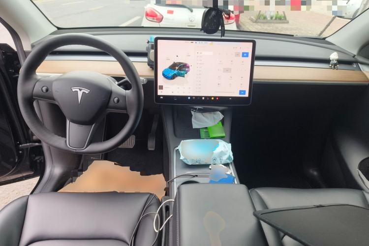 Used Tesla Model Y 2022 Revised Version Rear-Wheel Drive Center Console