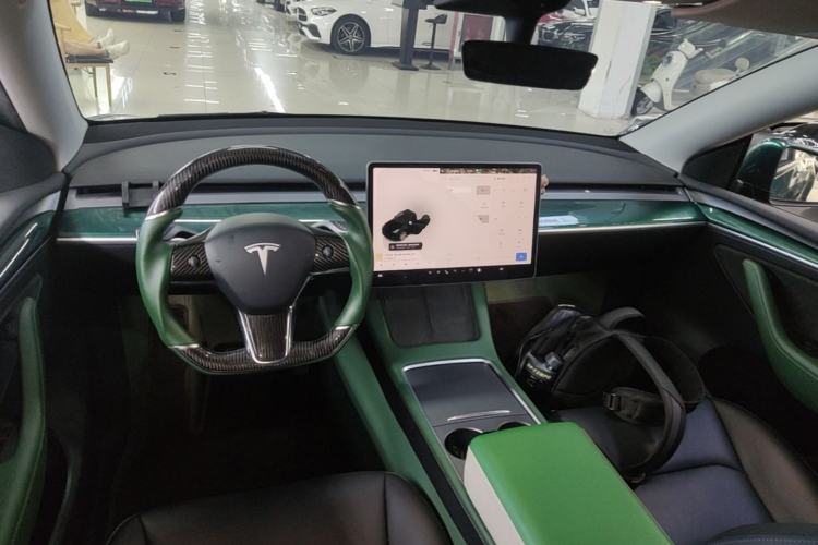Used Tesla Model Y 2022 Revised Version Rear-Wheel Drive Center Console
