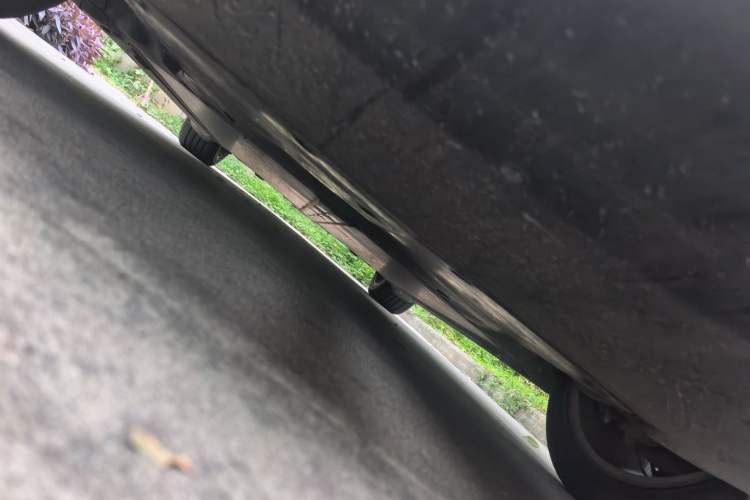 Used Tesla Model Y 2022 Rear-Wheel-Drive Version Chassis Front