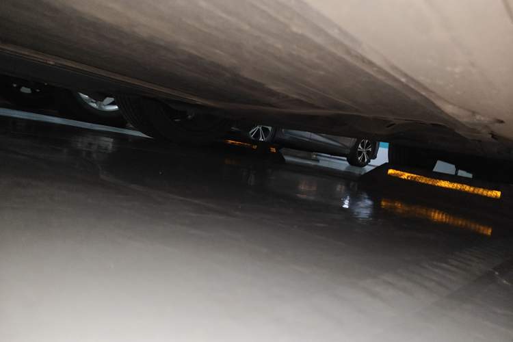 Used Tesla Model Y 2022 Rear-Wheel-Drive Version Chassis Rear Left