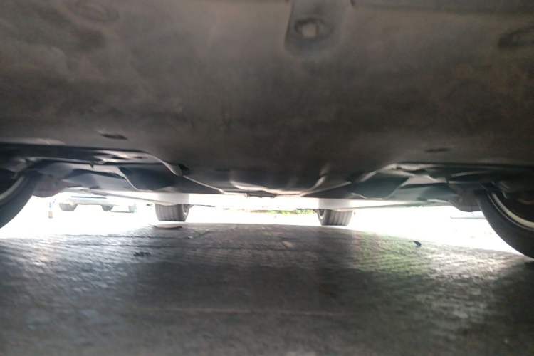 Used Tesla Model Y 2022 Revised Version Rear-Wheel Drive Chassis Rear
