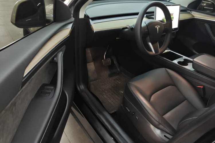 Used Tesla Model Y 2022 Revised Version Rear-Wheel Drive Driver Seat