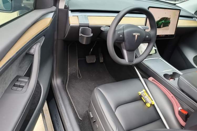 Used Tesla Model Y 2022 Revised Version Rear-Wheel Drive Driver Seat