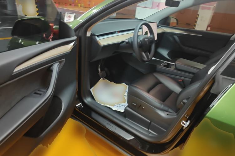 Used Tesla Model Y 2022 Revised Version Rear-Wheel Drive Driver Seat