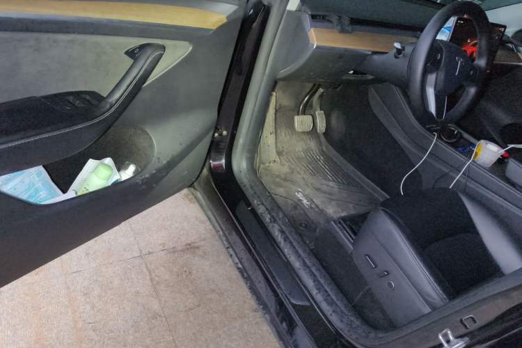 Used Tesla Model Y 2022 Rear-Wheel-Drive Version Driver Seat