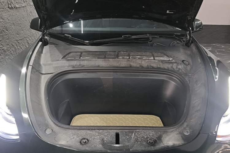 Used Tesla Model Y 2022 Revised Version Rear-Wheel Drive Engine Bay
